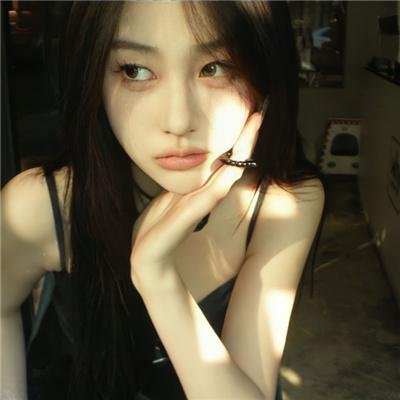 女孩闺房